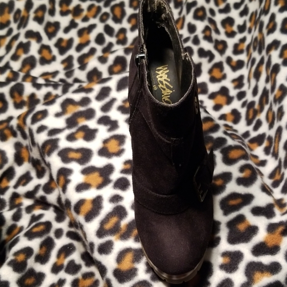 Mossimo " Black Ankle " Double Buckle Boots - Picture 3 of 6